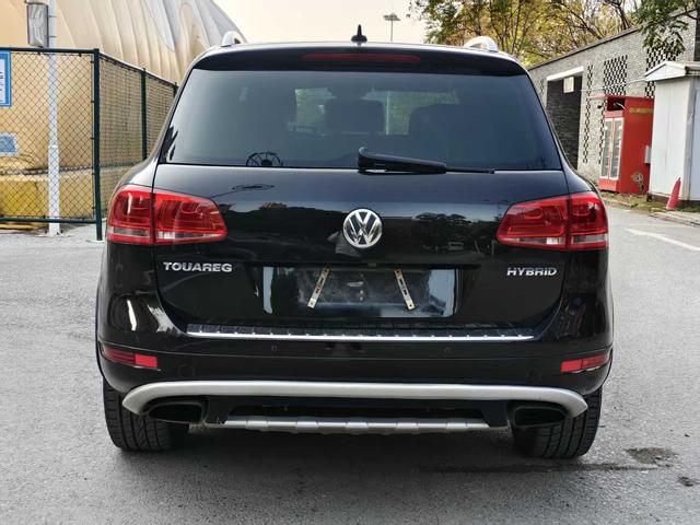 Volkswagen Touareg 2013 car image #9