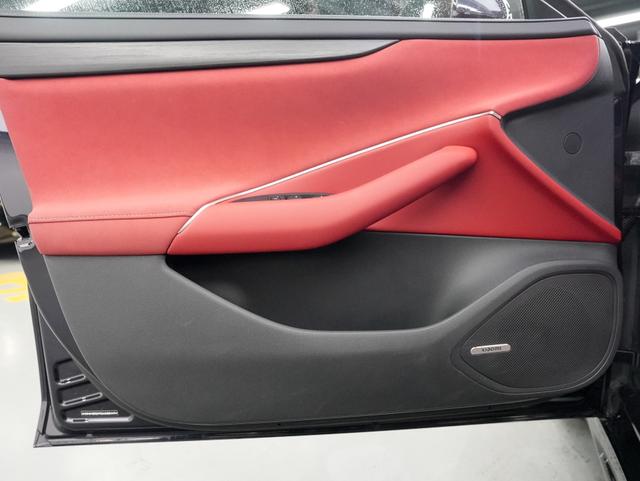 MI 2025 car image #9