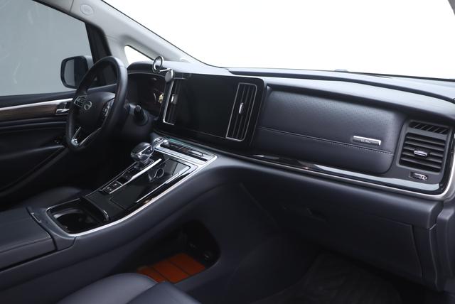 GAC Trumpchi M8 2021 car image #9