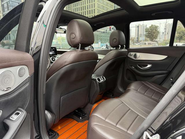 Mercedes-Benz GLC Class 2016 car image #9