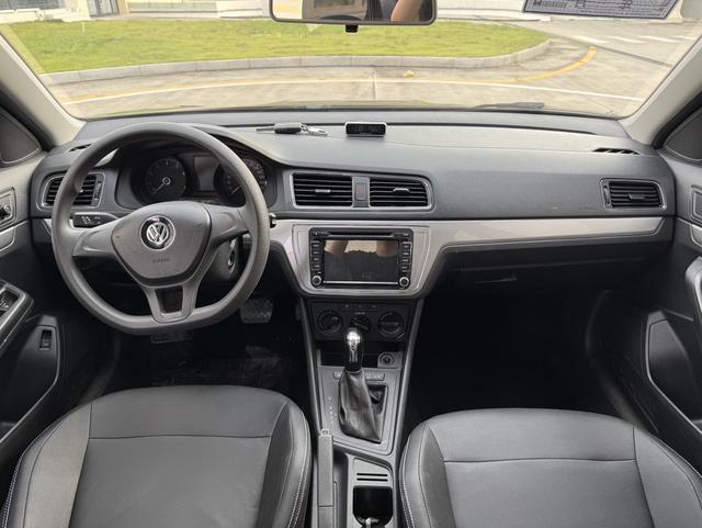 Volkswagen Lavida 2015 car image #9