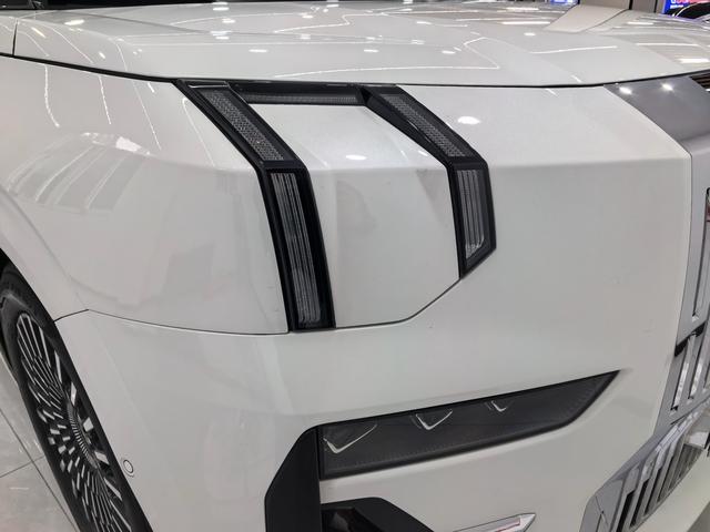 Zeekr 2023 car image #9