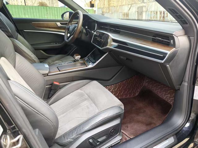 Audi A6L 2020 car image #9