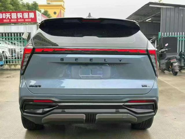 GEELY Boyue L 2023 car image #9
