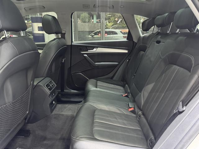 Audi Q5L 2020 car image #9