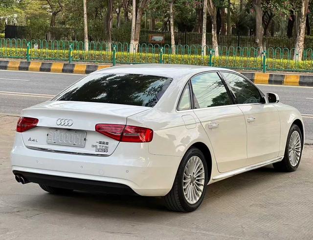 Audi A4L 2016 car image #9