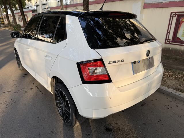 Skoda Fabia 2016 #9 Skoda Fabia 2016 car image #9