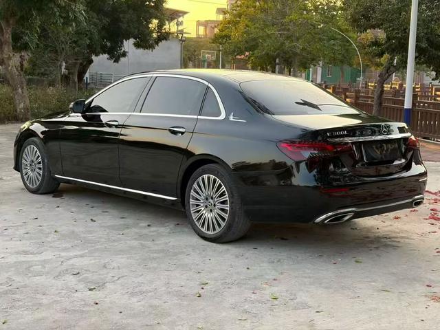Mercedes-Benz E Class 2020 car image #9