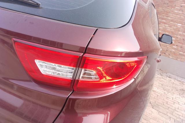 Soueast DX7 2015 car image #9