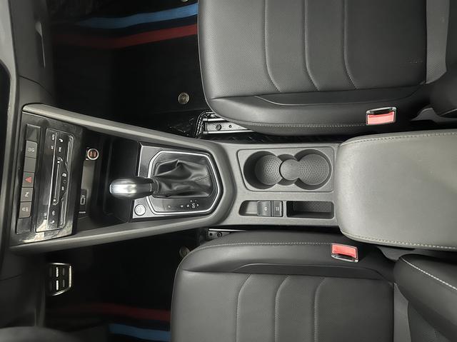 Jetta VS7 2021 car image #9