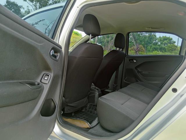 Peugeot 301 2014 car image #9