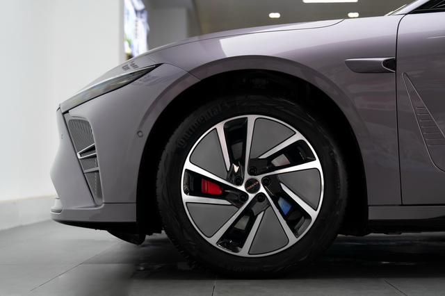 Exceed Stellar Era ES 2025 #9 Exceed Stellar Era ES 2025 صورة سيارة #9