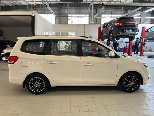 Forthing S500 2015 #9 Forthing S500 2015 immagine di auto #9