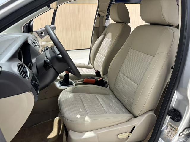 Ford Focus 2013 car image #9