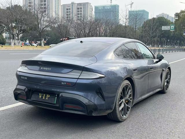 MI SU7 2024 car image #9