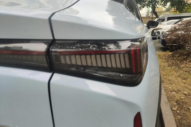 睿蓝汽车 睿蓝7 2023 汽车图片 #9