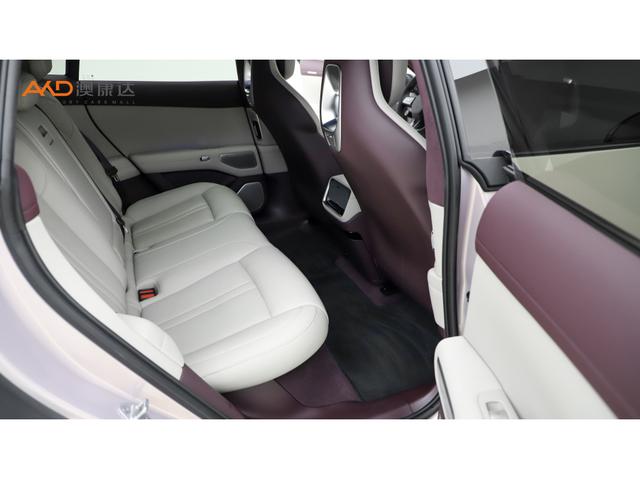 小米汽车 小米YU7 2025 汽车图片 #9