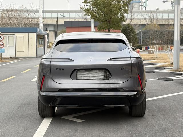 Avatr 2024 car image #9