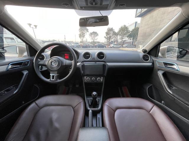 Volkswagen Jetta 2014 immagine di auto #9