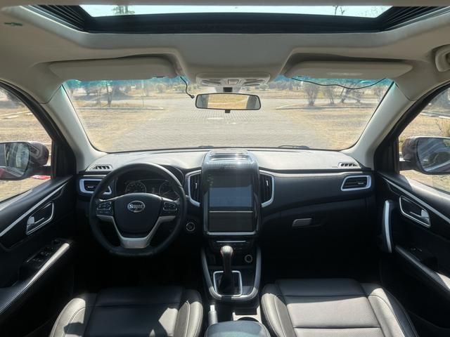 SWM斯威汽车 SWM斯威X7 2018 汽车图片 #9