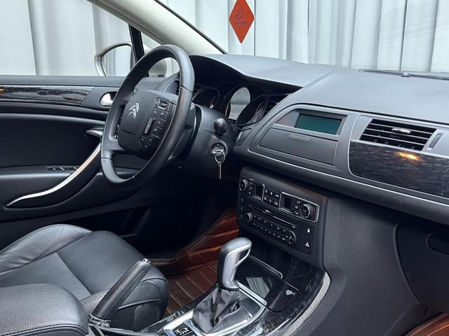 Citroen C5 2014 car image #9