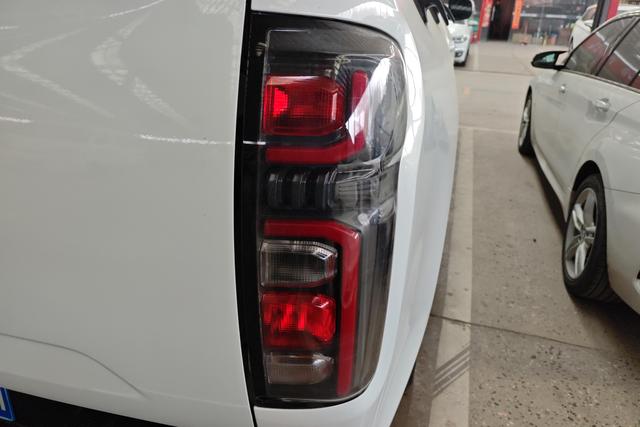 Great Wall Poer 2023 car image #9