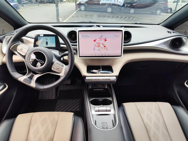 BYD Dolphin 2023 car image #9