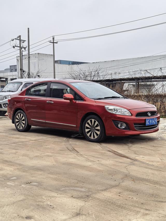 Great Wall C50 2013 car image #9