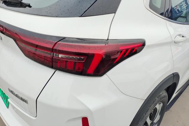 Exceed Chasing Wind C-DM 2023 صورة سيارة #9