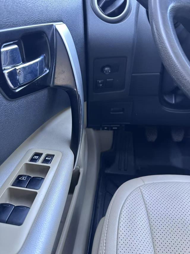 Nissan Qashqai 2013 car image #9