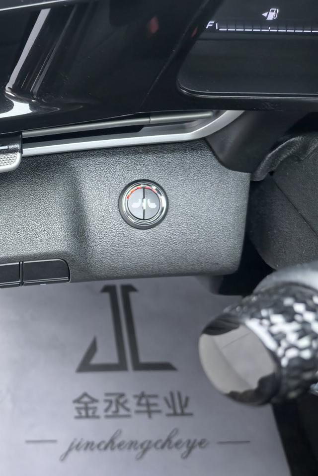 Hyundai Elantra 2021 car image #9