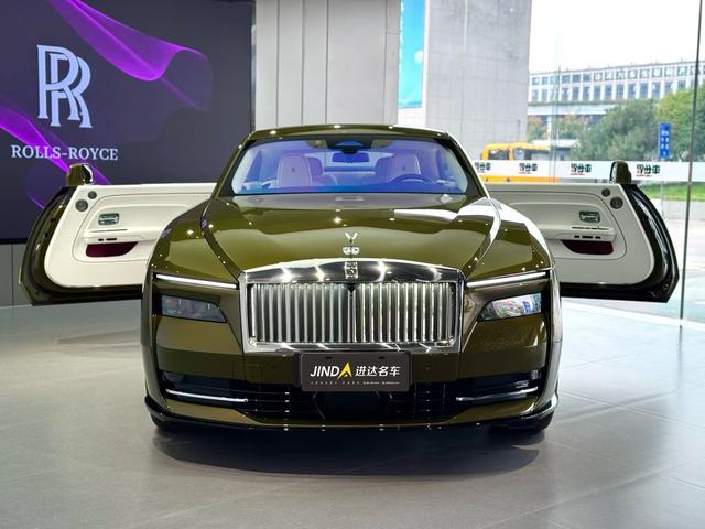 劳斯莱斯 2025 #9 劳斯莱斯 2025 汽车图片 #9