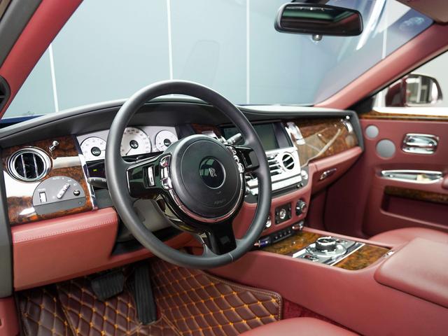 Rolls-Royce Ghost 2014 car image #9