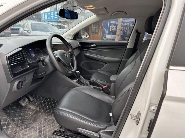 Jetta VS5 2019 car image #9