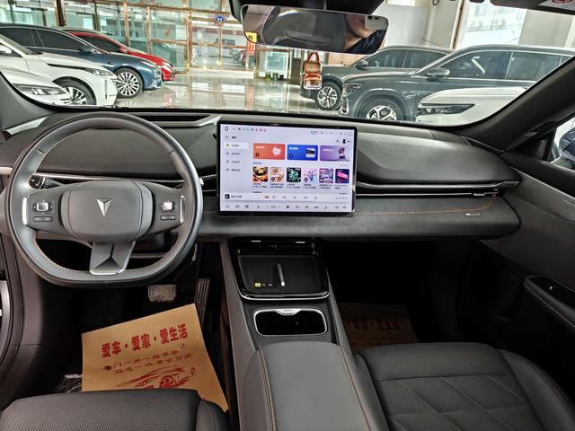 Deepal S05 2025 #9 Deepal S05 2025 car image #9