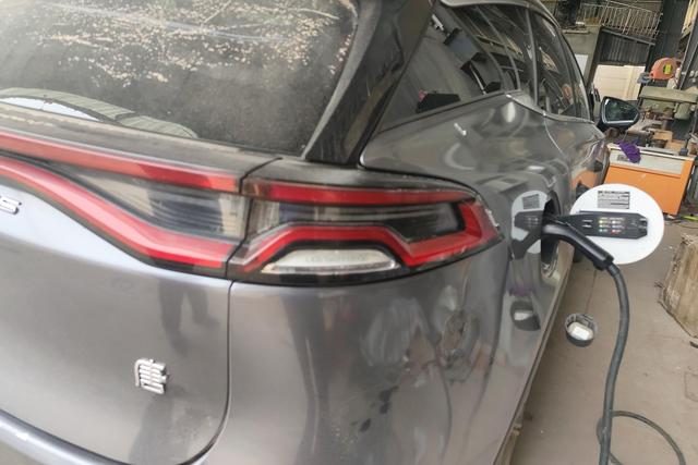 BYD 2022 immagine di auto #9