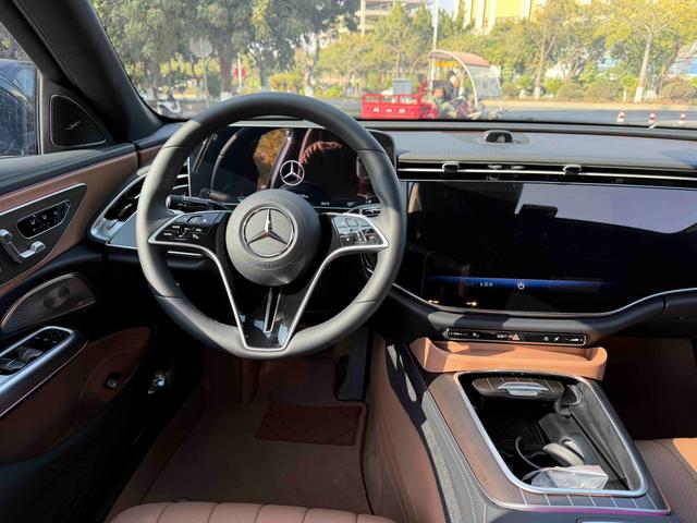 Mercedes-Benz E Class 2024 car image #9