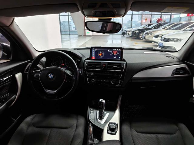 BMW 1 Series (Imported) 2016 car image #9