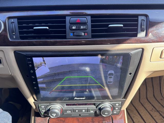 BMW 3 Series 2012 #9 BMW 3 Series 2012 car image #9