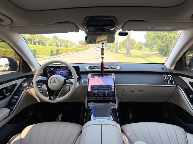 Mercedes-Benz S Class 2023 car image #9