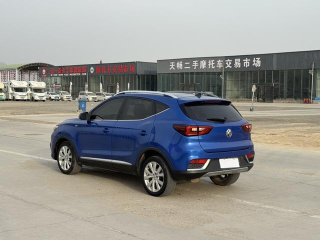 MG ZS 2017 #9 MG ZS 2017 car image #9