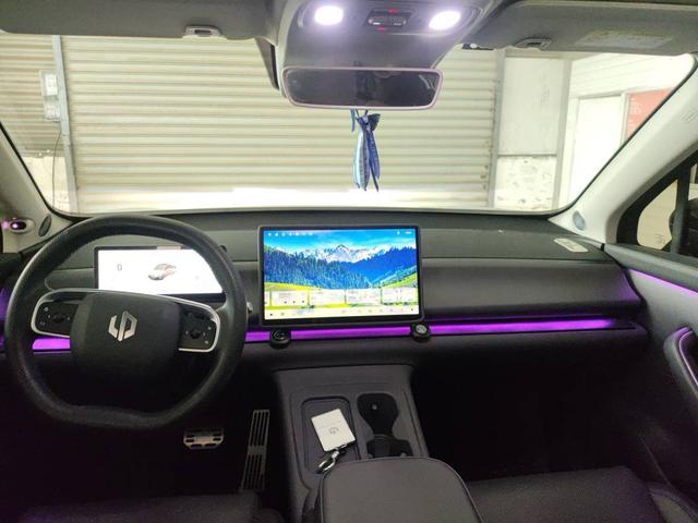 零跑汽车 零跑C10 2024 汽车图片 #9