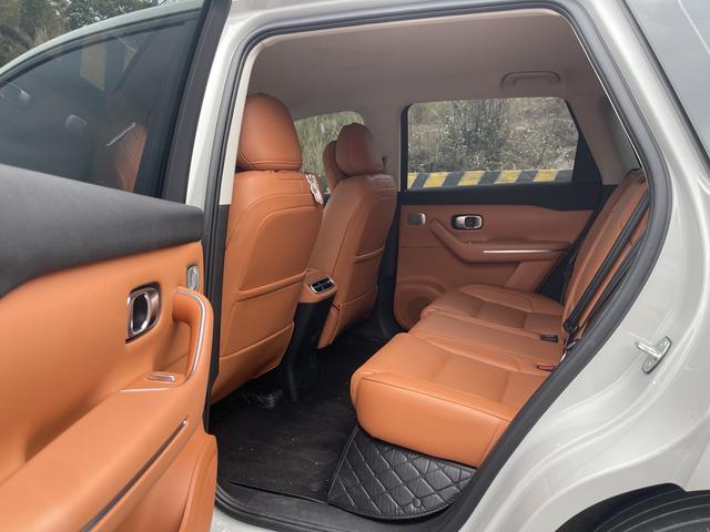 零跑汽车 零跑C10 2024 汽车图片 #9