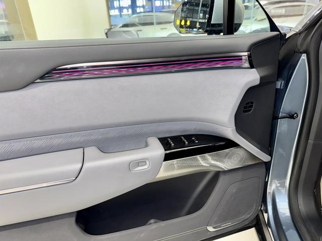 极氪 极氪7X 2024 汽车图片 #9