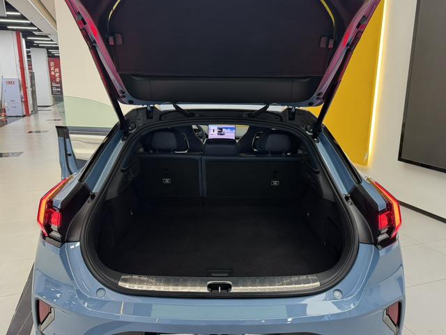 极氪 极氪001 2025 汽车图片 #9