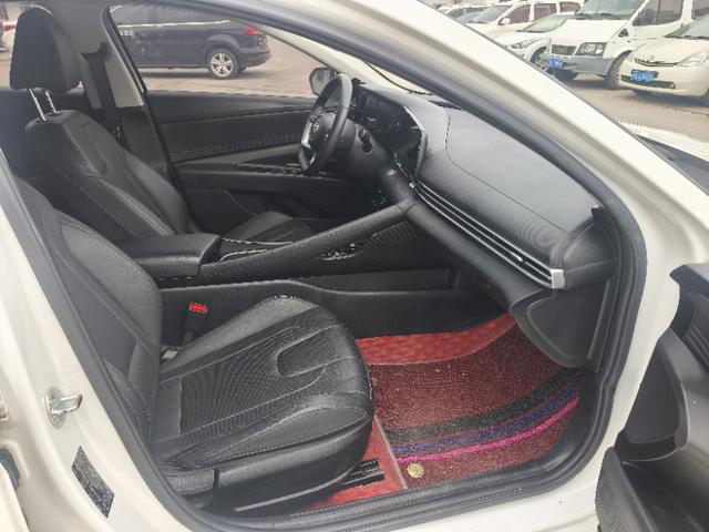 Hyundai Elantra 2022 car image #9