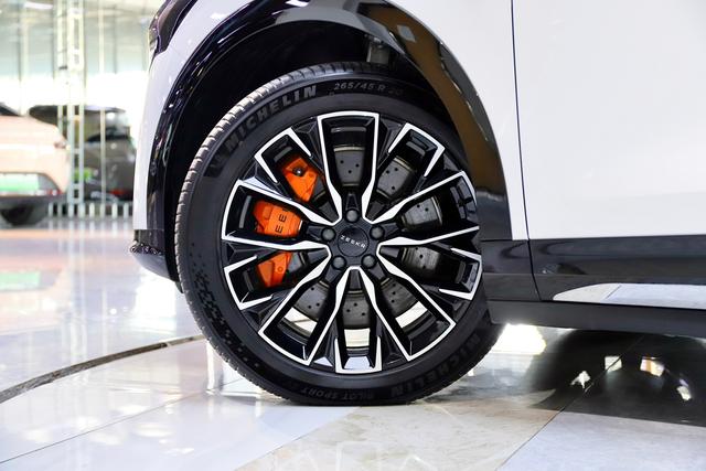 极氪 极氪7X 2024 汽车图片 #9