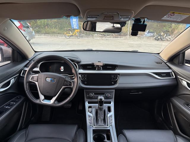 GEELY Emgrand 2018 #9 GEELY Emgrand 2018 car image #9
