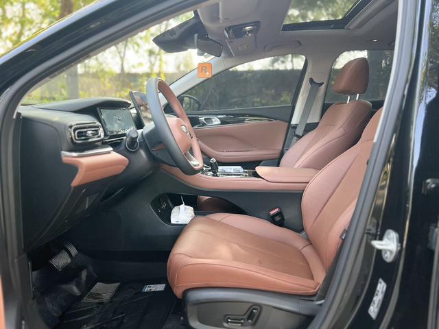 GEELY Emgrand 2025 #9 GEELY Emgrand 2025 car image #9