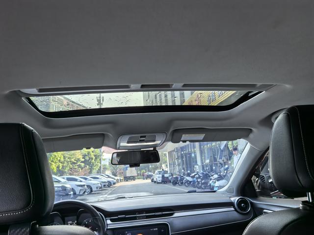 MG 6 2018 car image #9